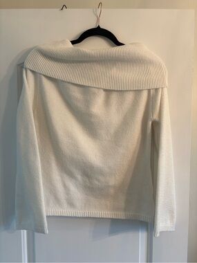 Cupshe White Off-Shoulder Fold Collar Sweater